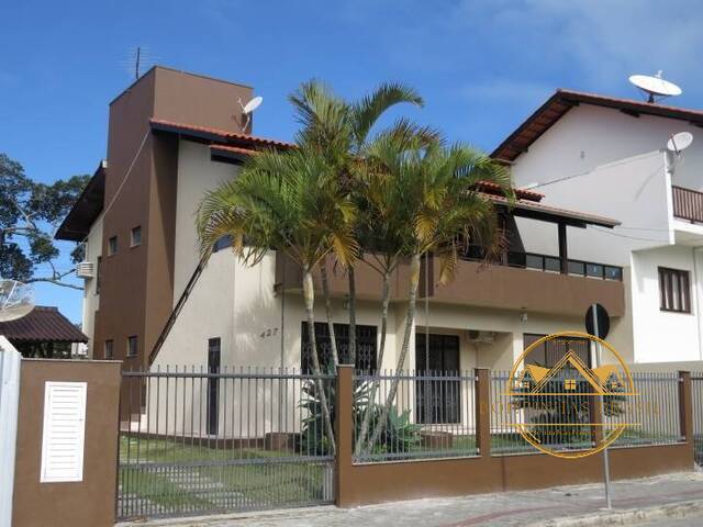 #3004 - Apartamento para Locação em Bombinhas - SC